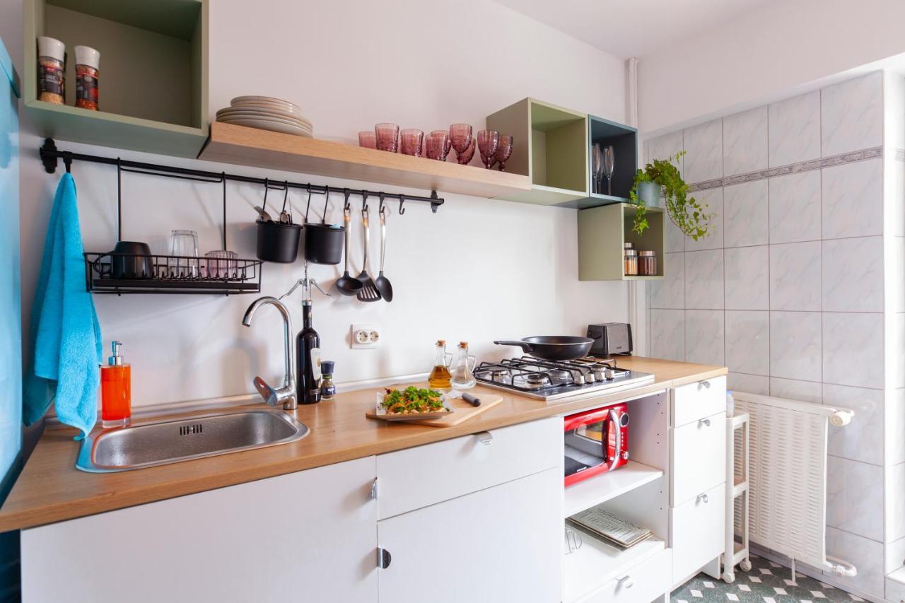 Appartamento Nostalgia 2 Br Near Marriott Bucarest