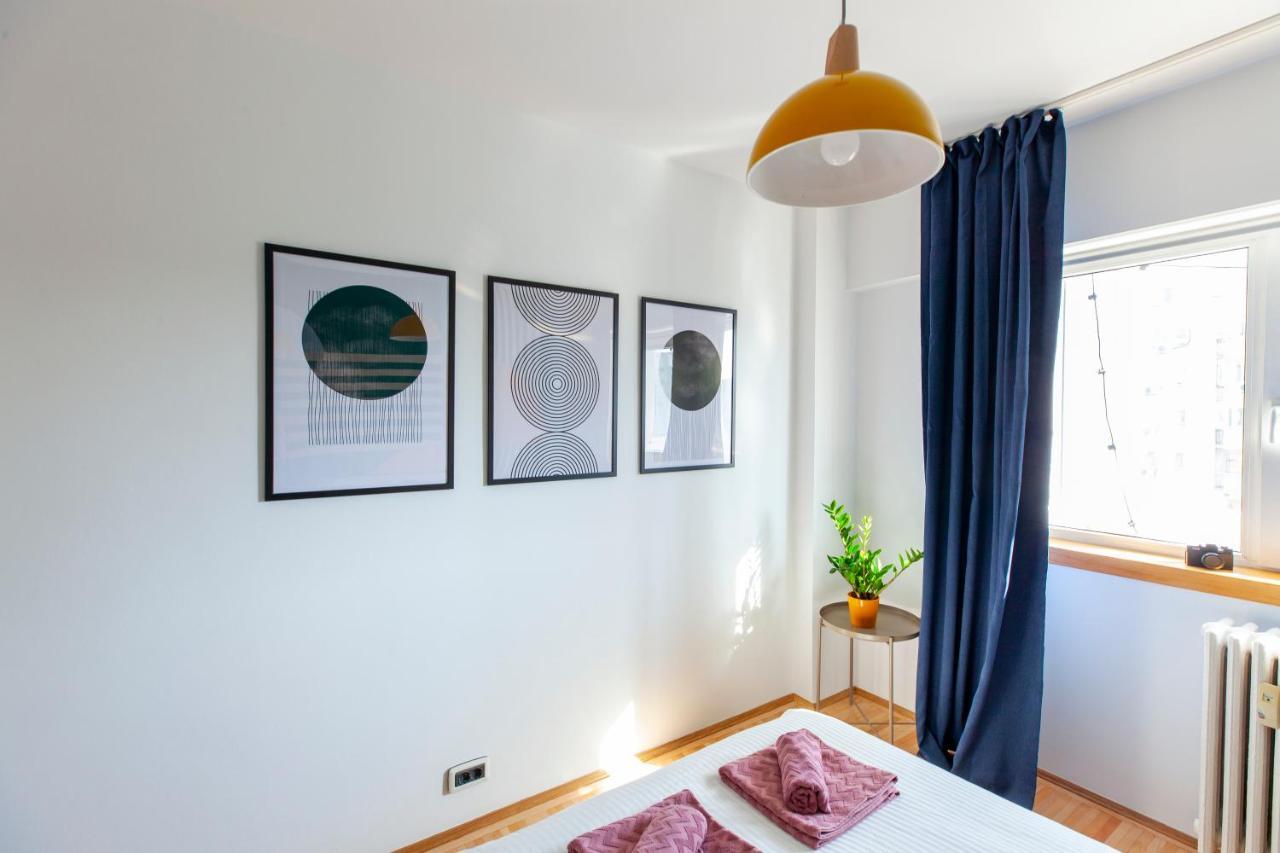 Appartamento Nostalgia 2 Br Near Marriott Bucarest